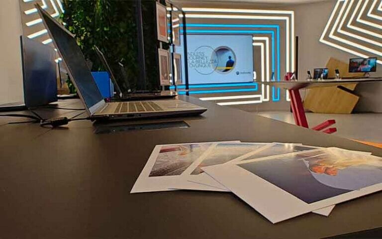 La motorola edge 40 family celebra la community del design con una mostra fotografica, in collaborazione con Under Milano